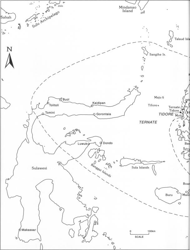 Map which stretches out two pages showing the demarcated Sultan-owned area marked out in a dotted line. The area includes the Moluccas islands, Raja Empat Islands, Sula Islands, Banda Islands, Misool, Buru, Salawati and Onin amongst many others. On the top right-hand corner is a small box showing a zoomed-in version of Tidore’s jurisdiction in 1500 A.D., with the Ternate area marked out in light grey, as well as Bacan in shaded diagonal lines, Jailono in horizontal lines and Tidore in dark grey.