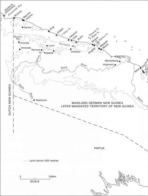 Two-page map spread of scale to 100km showing the area of Mainland German New Guinea demarcated in dotted lines. To the far left, a vertical dotted line separates the Dutch New Guinea to the left. The strip of the Mainland German New Guinea area is north to Papua. It contains the Huon Peninsula on south-east and many areas with land above 300 metres which are marked with faint dash lines, such as the area below the Sepik River. It also consists of sites with German names such as Finschhafen. To the right on the second page of the spread is Siassi Islands and land labelled New Britain on the far right.