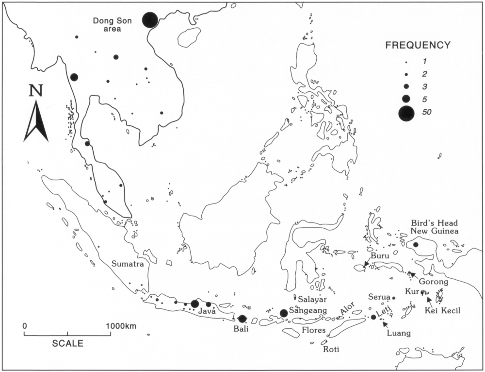 Map showing the schematic distribution of early bronze kettle drums from the Asian mainland to New Guinea. There are black circles of different sizes that represent the frequency of such distribution. With 1 at the smallest, then 2, 3, 5 and 50. The Dong Son area is noted to have the largest frequency towards the north-eastern coast of North Vietnam, as well as a frequency of 5 on the west, 3 in the middle of the region, with sites labelled 2 and 1 sprinkled across the area, stretching down to Thailand and Malaysia. Sites in Java, Bali, and Salayar Sangeang in Bima are also noted to have a frequency of 5. Sumatra and Java have sites with frequencies of 1, 2 and 3. Luang, a tiny island off the east coast of Timor, and Bird’s Head New Guinea have a frequency of 3. Sites in Gorong, Buru, Kei Kecil and Roti have a frequency of 1